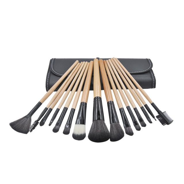 BEAUTY BASICS MAKEUP SET